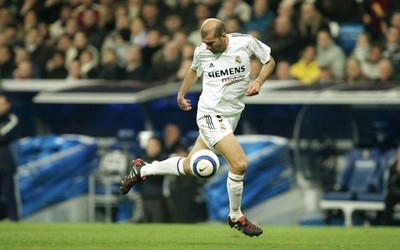 168电竞焦点-亚洲铁卫征服安联球场